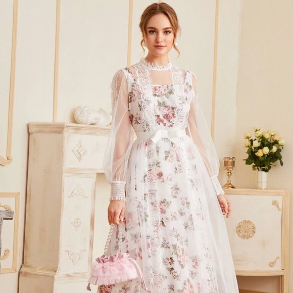 SHEIN Dresses & Skirts - SHEIN Eyelash Lace Trim Ribbon Bow Detail Dress.